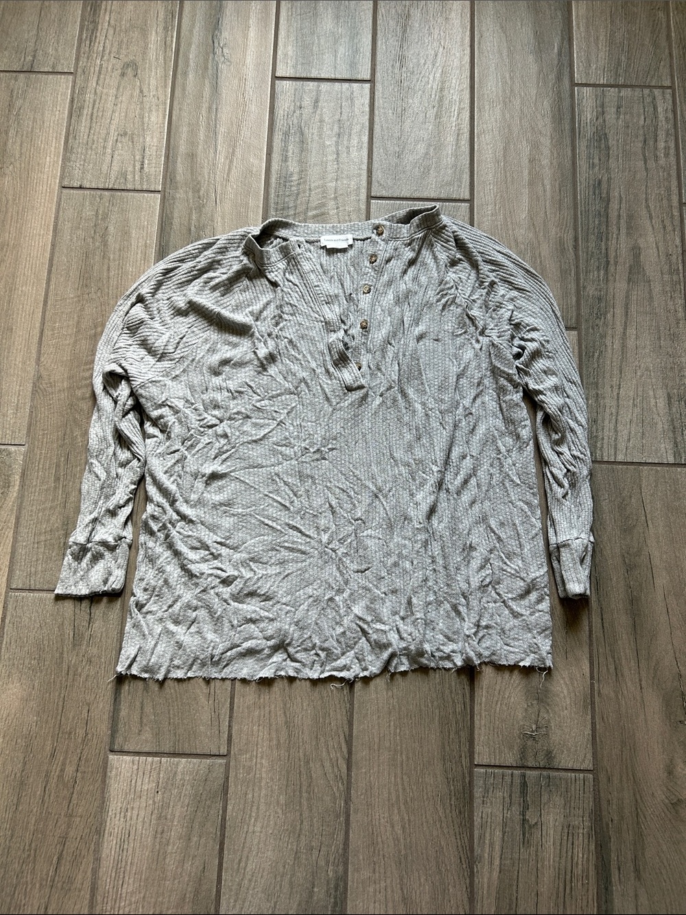 Lovers + Friends Light Gray Textured Long-Sleeve Henley